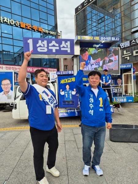 사본 - 이원종배우와함께.jpg