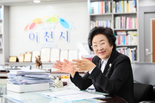 사본 -1김경희이천시장2.jpg