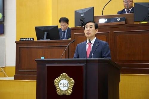 251124 조길형 시장, 함께 만든 12년 마지막까지 시정 챙긴다3.jpg