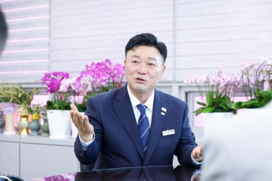 성수석 시장 2.jpg