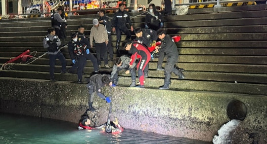 연말 음주 후 해상추락, 완도해경 신속 대응으로 생명 구해.jpg