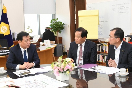 [크기변환]1120국회방문3.jpg